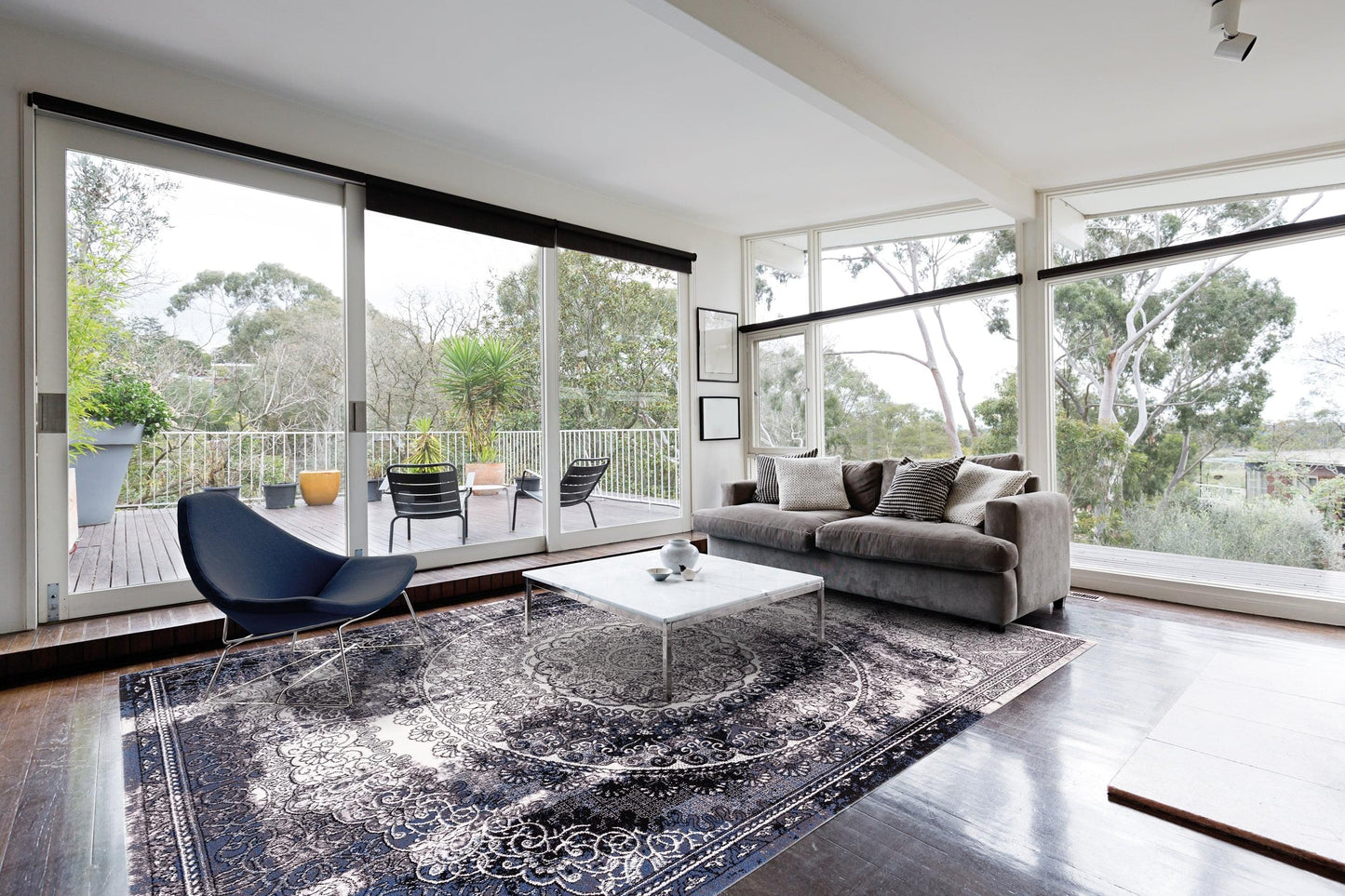Agnella Rugs Agnus CURRUS Black - 100% New Zealand Wool - Free Delivery