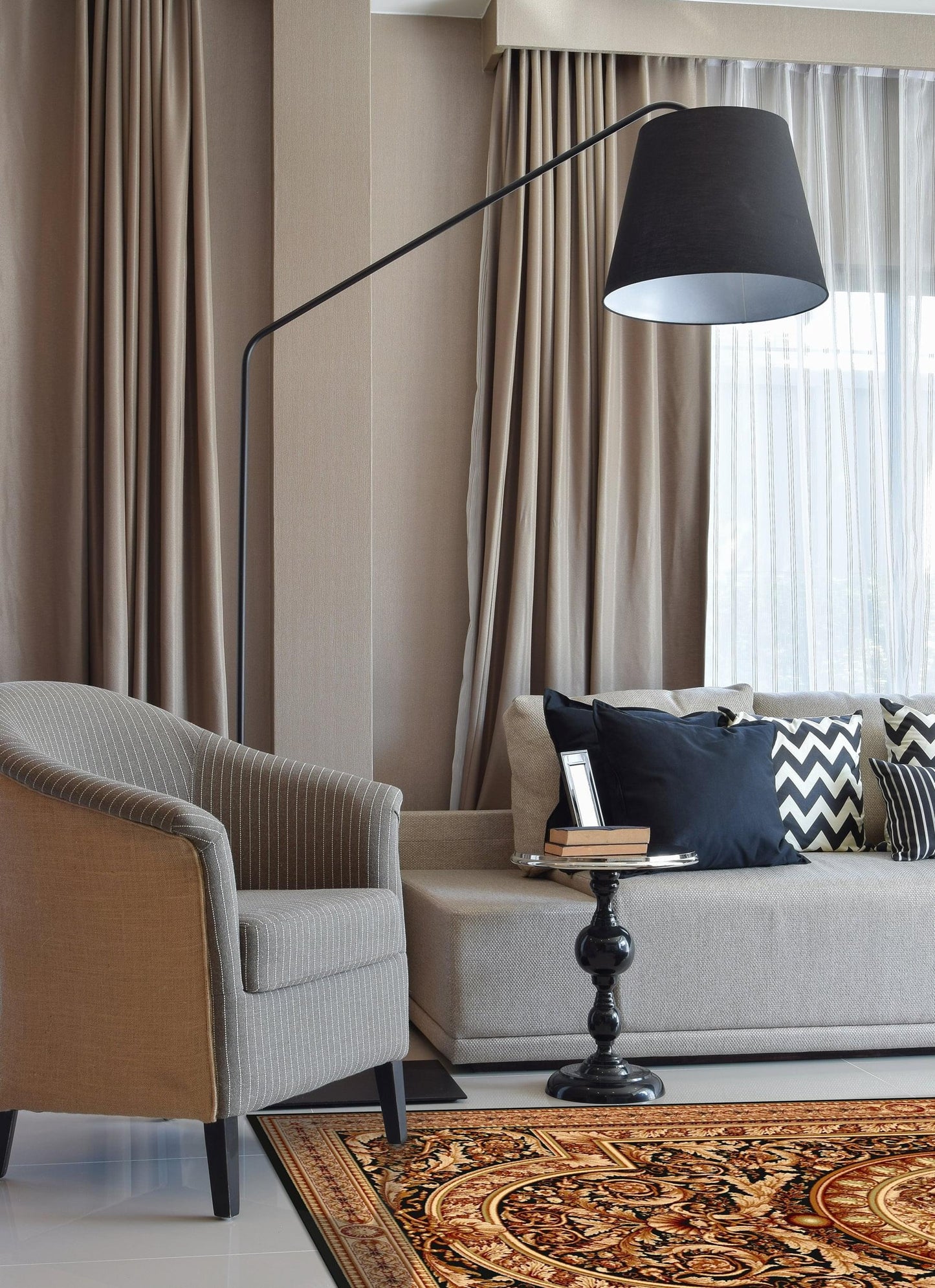 Agnella Rugs Agnus EGON Black - 100% New Zealand Wool - Free Delivery