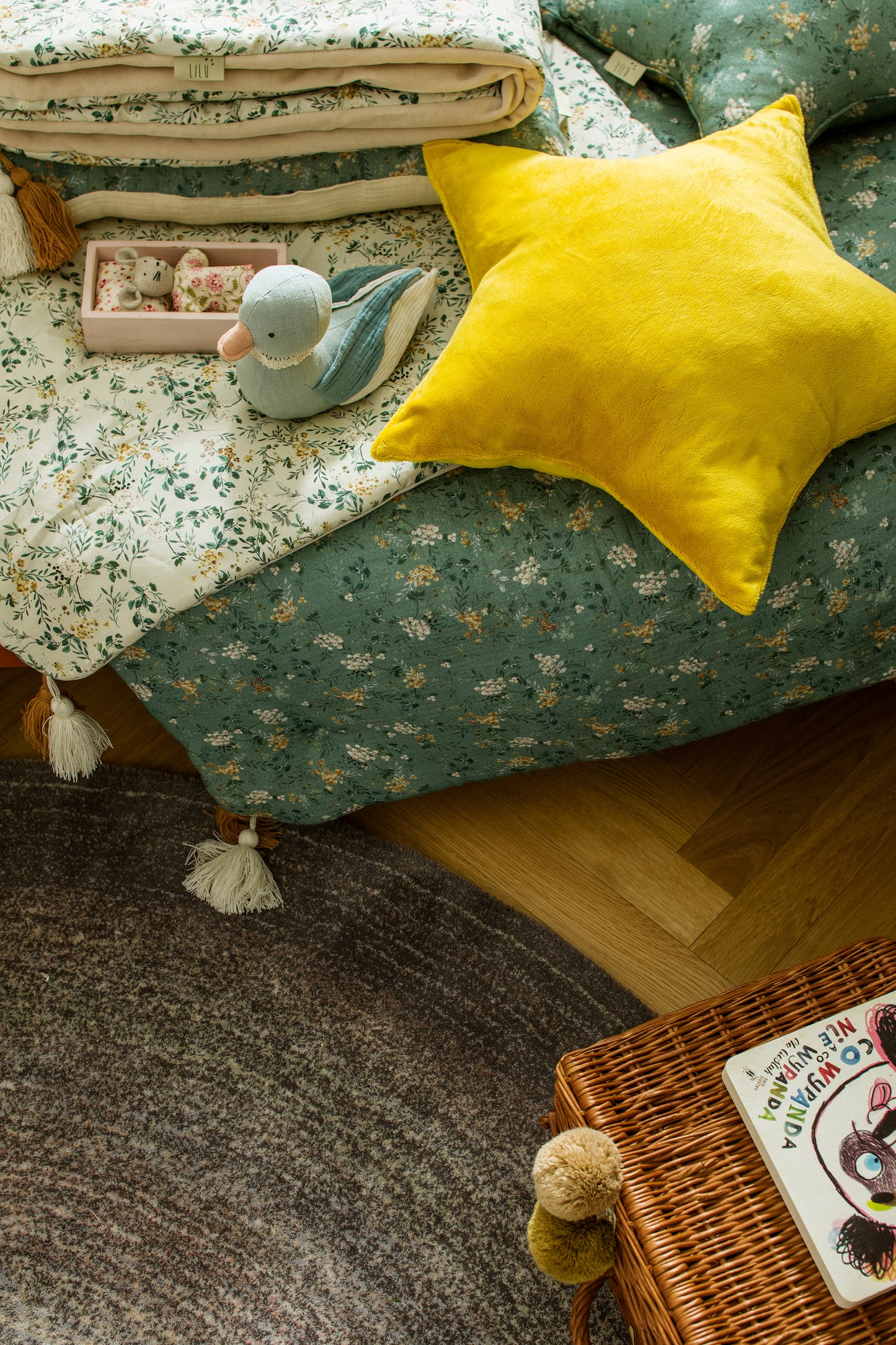 Agnella Rugs Calisia AIKO Heather Circle - 100% New Zealand Wool - Free Delivery