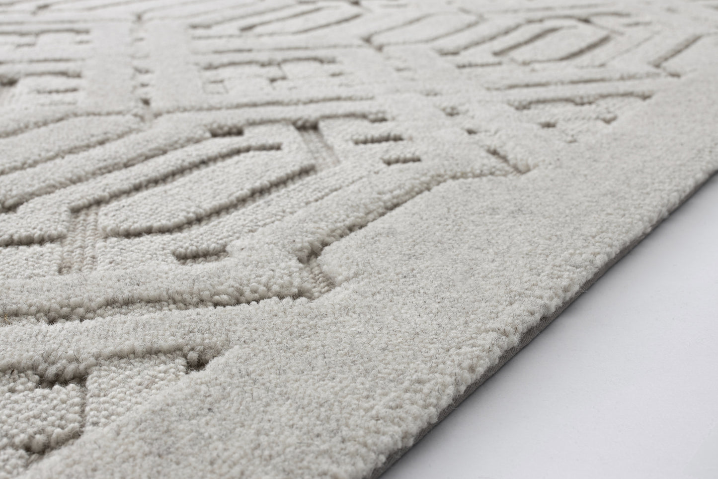 Agnella Rugs Noble DIVE Light Grey - 100% Undyed British Wool - Free Delivery