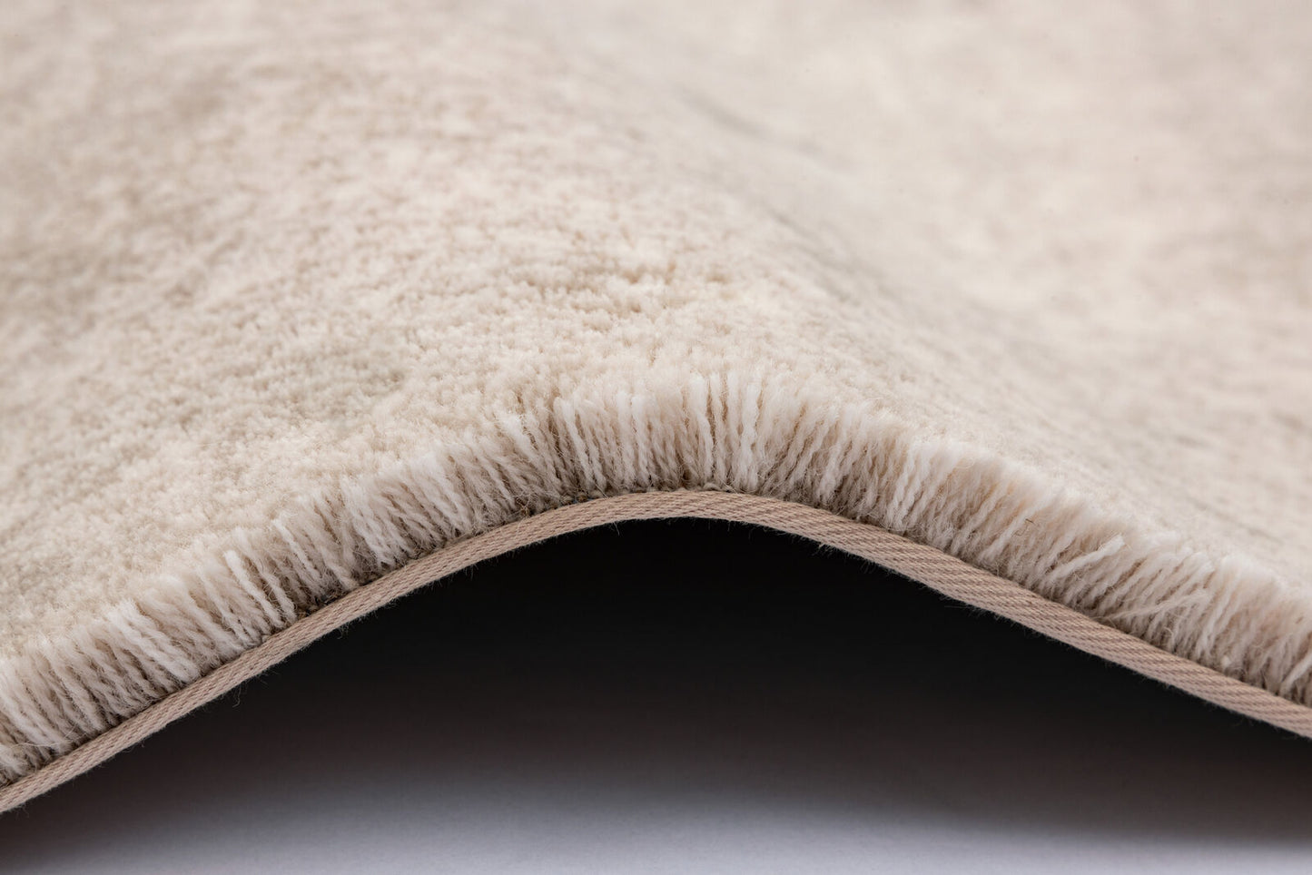 Agnella Rugs Calisia BRAN Polar White Circle - 100% New Zealand Wool - Free Delivery