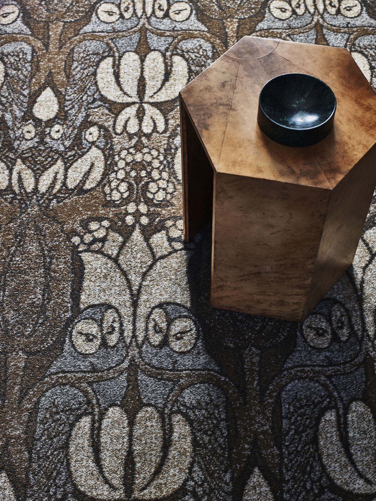 Agnella Rugs Design Discoveries V&A Collection NOCTURN Brown (Tempo Quality) - Free Delivery