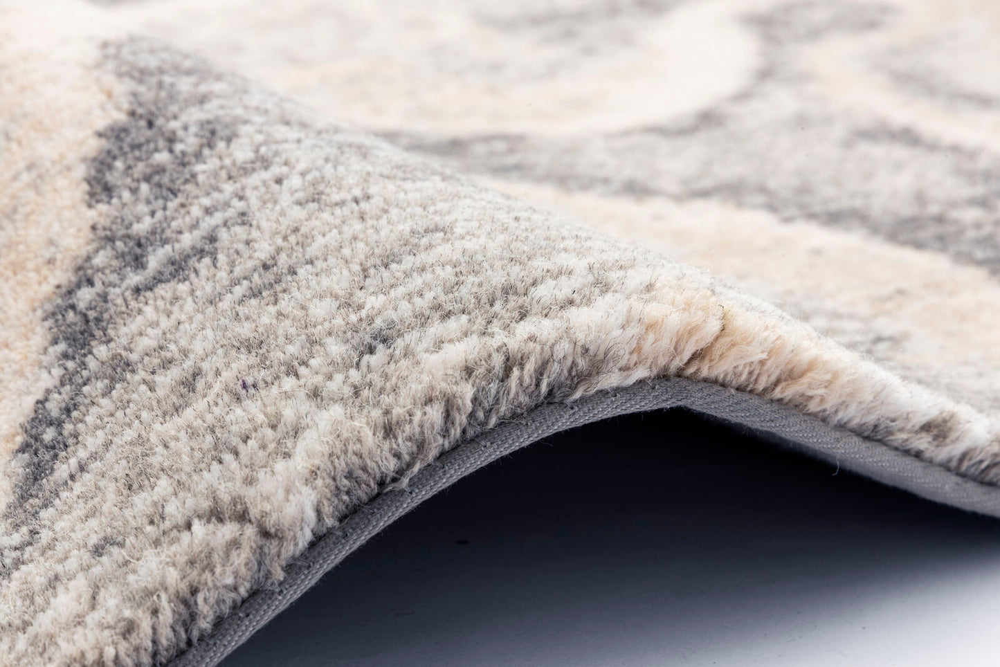 Agnella Rugs Calisia M ROS Anthracite - 100%  Wool - Free Delivery