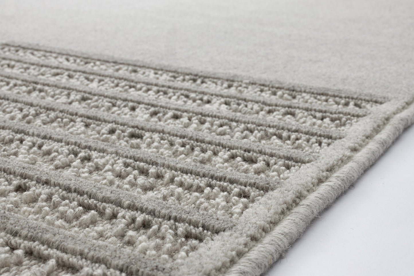 Agnella Rugs Noble NIZER Light Grey - 100% Undyed British Wool - Free Delivery