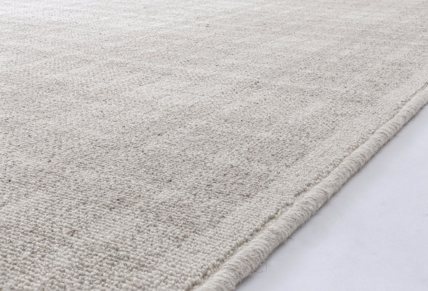 Agnella Rugs Noble PANO Light Grey - 100% Undyed British Wool - Free Delivery